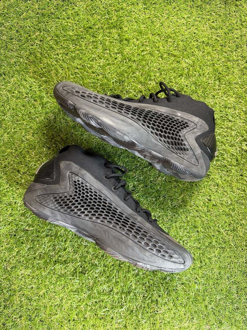 Adidas Anthony Edwards 1 AE 1 MX Charcoal Core Black IG6668 Size 7